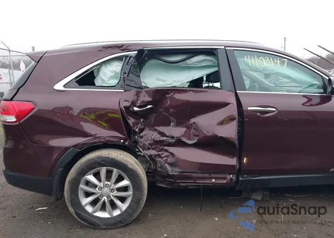 2018 Kia Sorento 2.4L Lx z USA, uszkodzony, nr VIN 5XYPGDA39JG379151